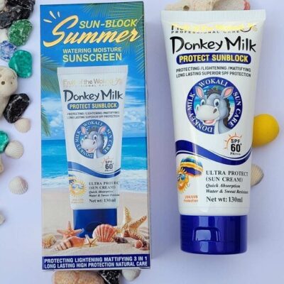 کرم ضد آفتاب وکالی شیر الاغ SPF 60 با خاصیت روشن کنندگی و محافظت بالا در برابر آفتاب، مناسب انواع پوست، حاوی ویتامین E و کلاژن، در بسته بندی آبی و سفید.